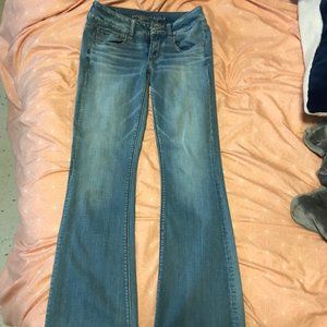 American Eagle Light Wash Artistic Flair Jeans